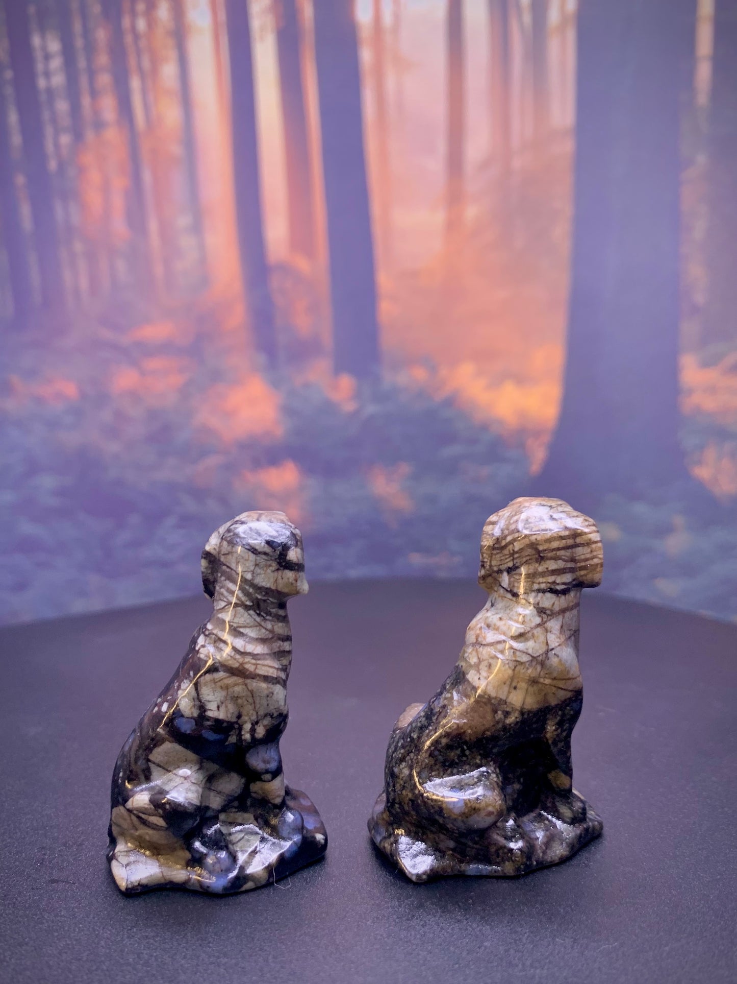 Que Sera Dog Carving