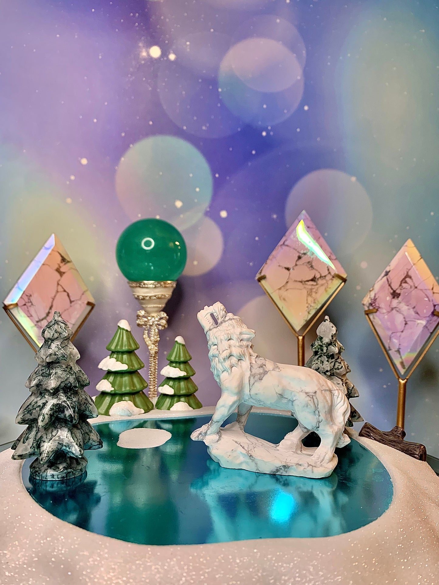 Howlite Howling Wolf