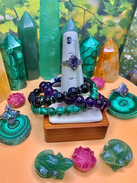 Alexandrite Geometric Cut set in a Sterling Silver (Vintage Style)