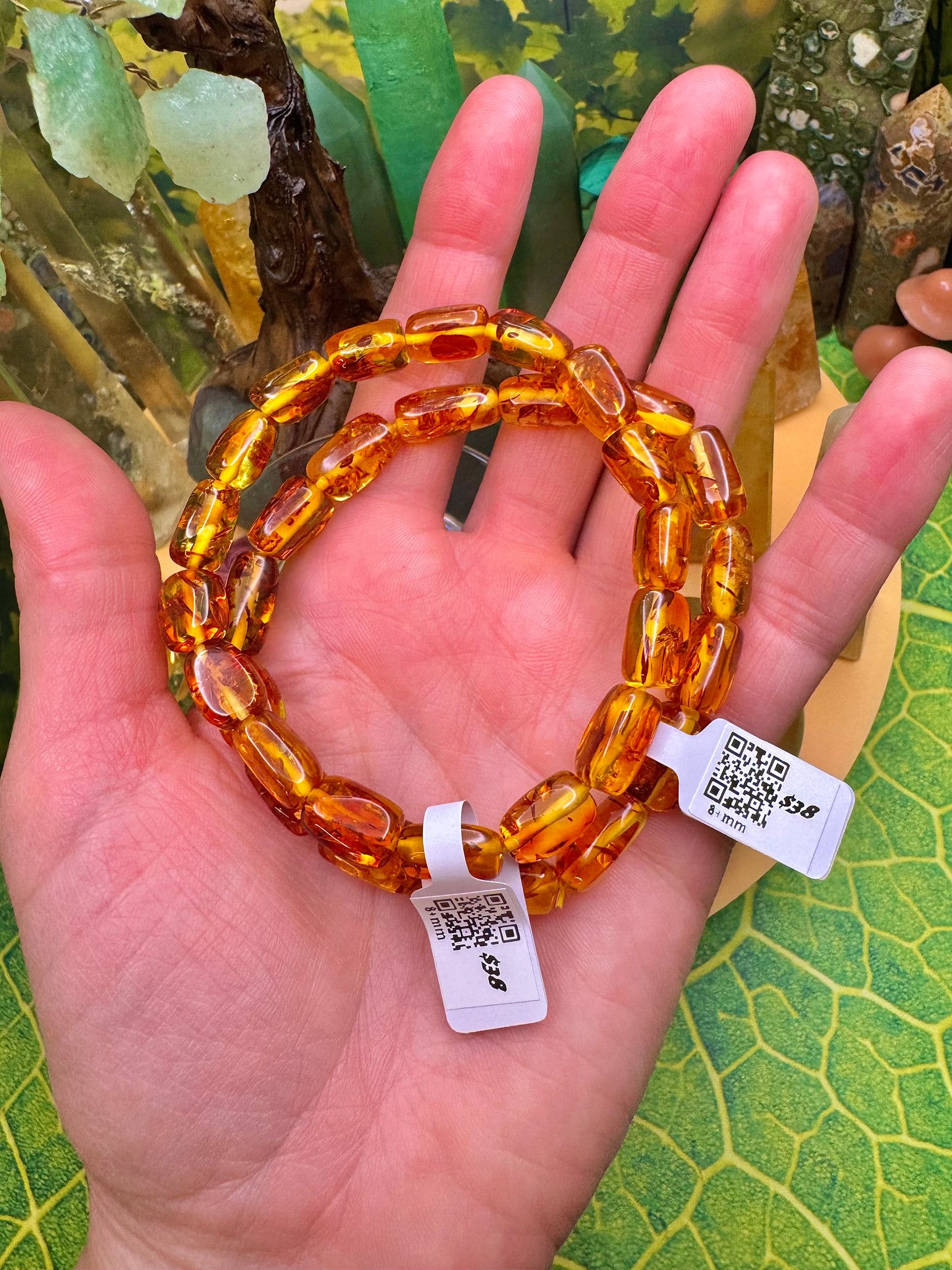 Flower Amber Long Cylinder Bead Bracelet (8+mm)