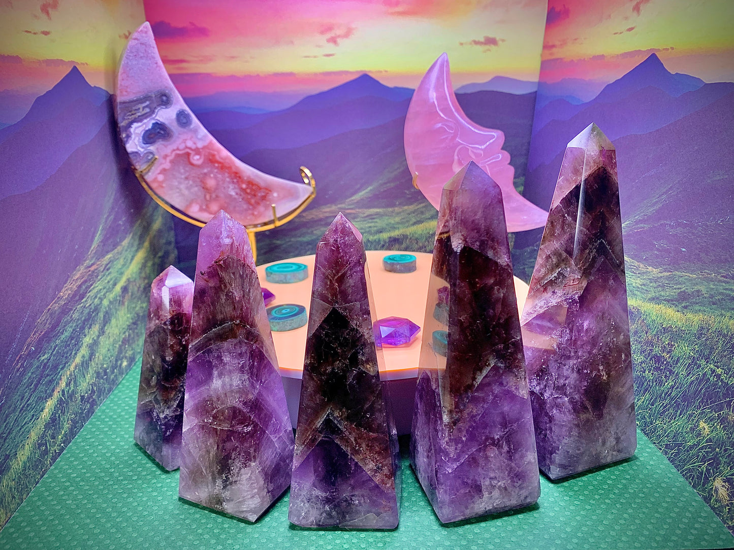 Super7 Obelisk Tower (Smallest)