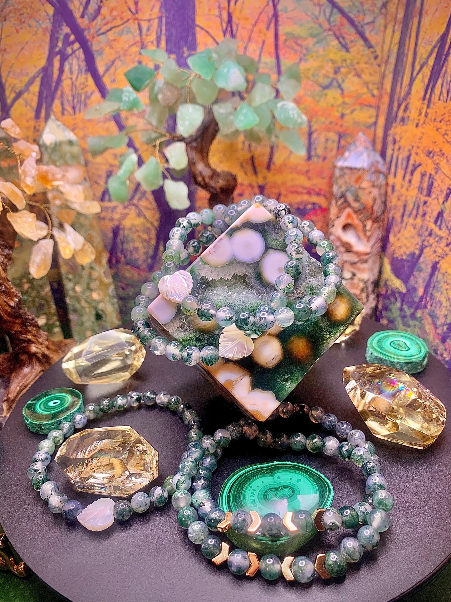 Moss Agate Round Bead Bracelet 6.5mm with Mother of Pearl Leaf Accent Bead