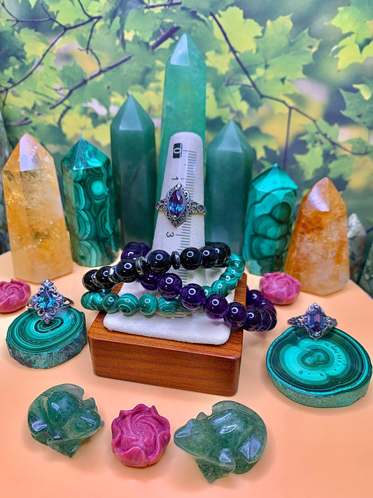 Alexandrite Marquis Cut set in a Sterling Silver (Vintage Style)