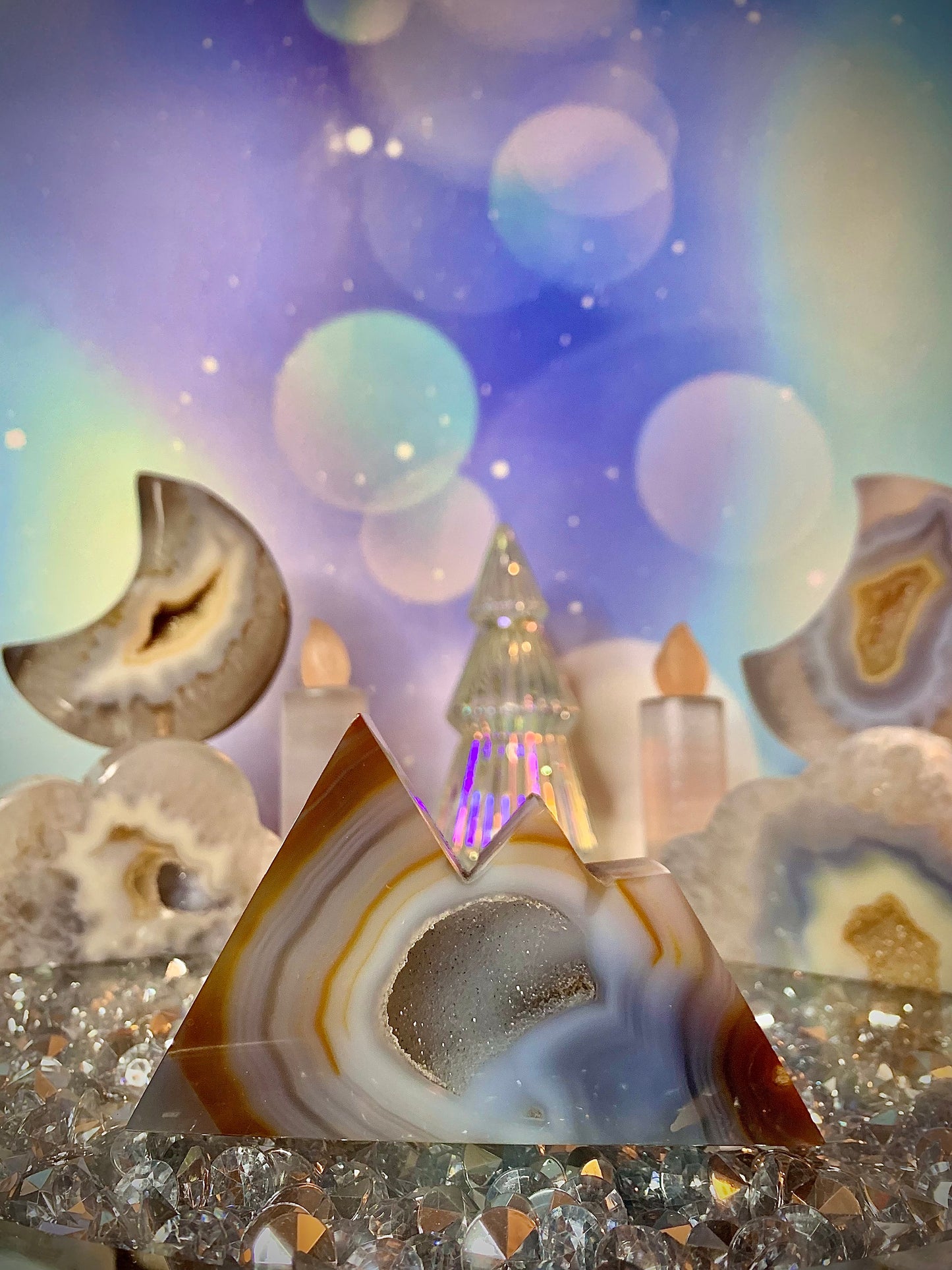 Druzy Agate Mountain Carving