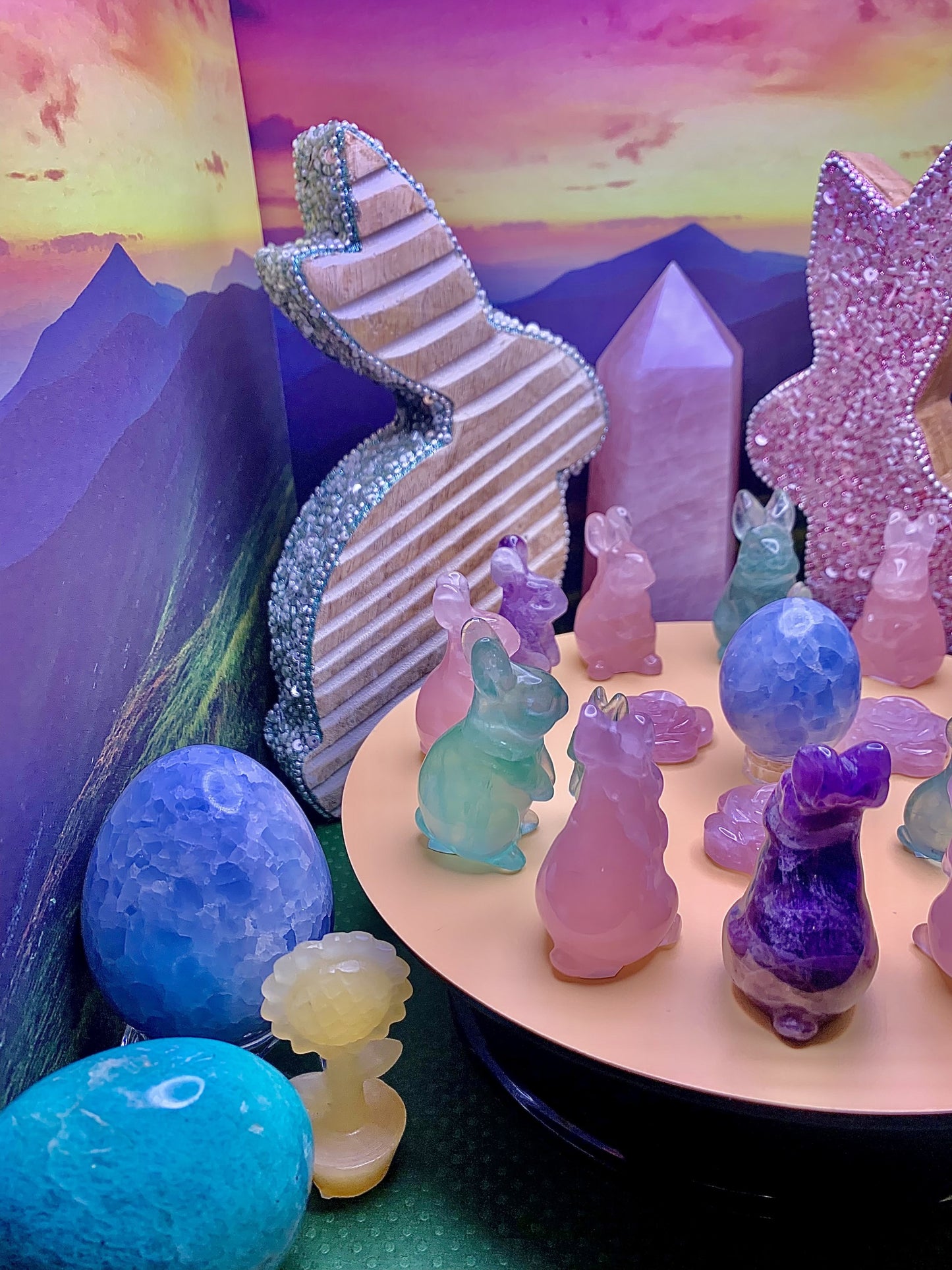 Rose Quartz Bunny Carving (HQ*)