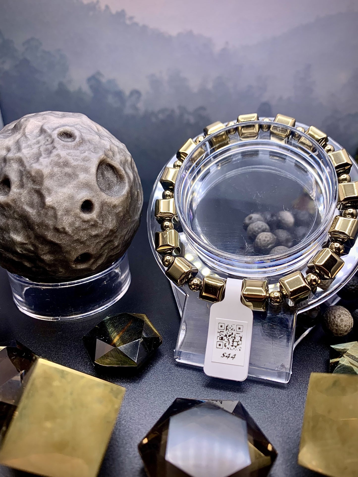 Pyrite Cubie Bracelet 9mm