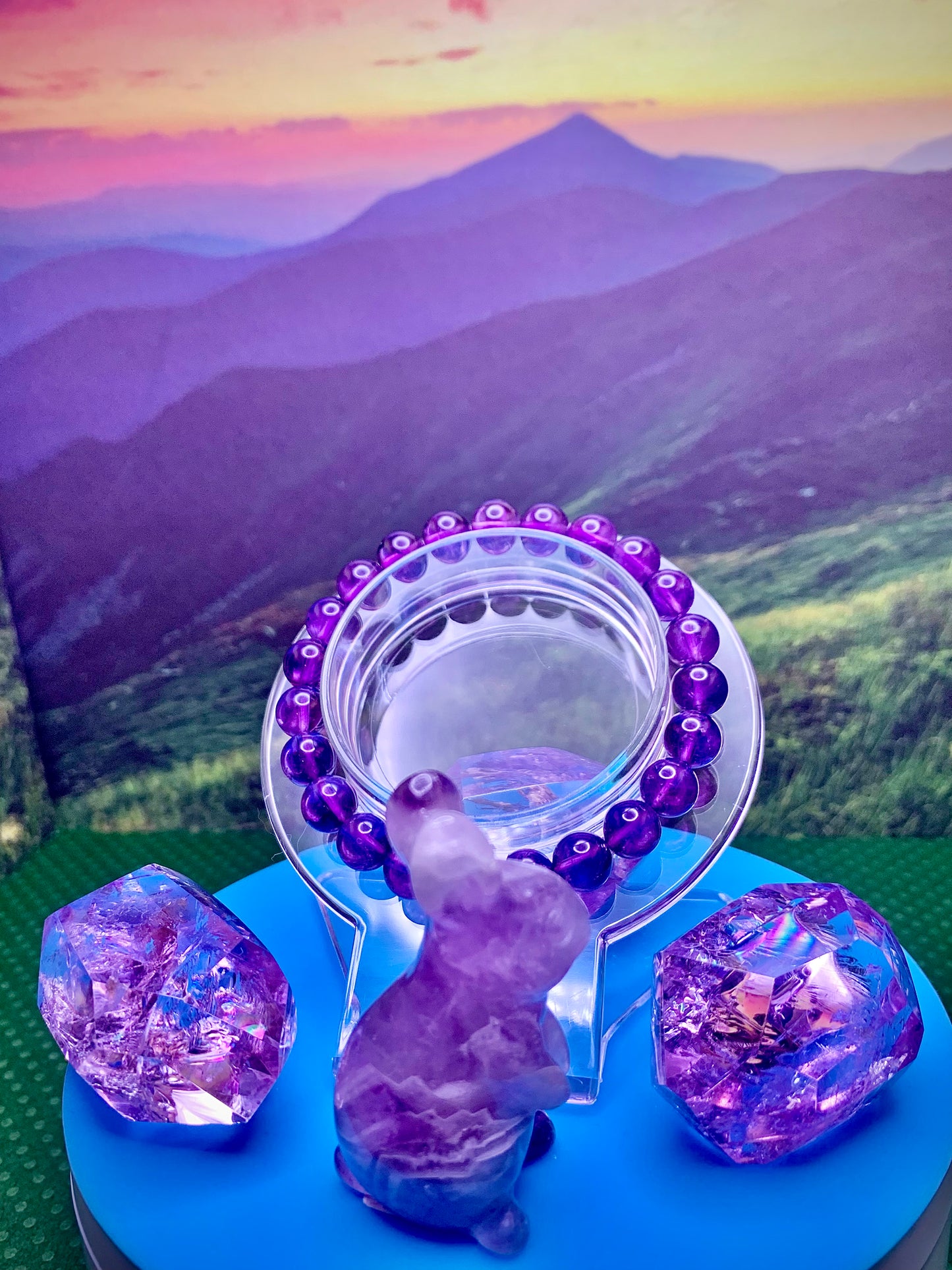 Amethyst Bunny Carving