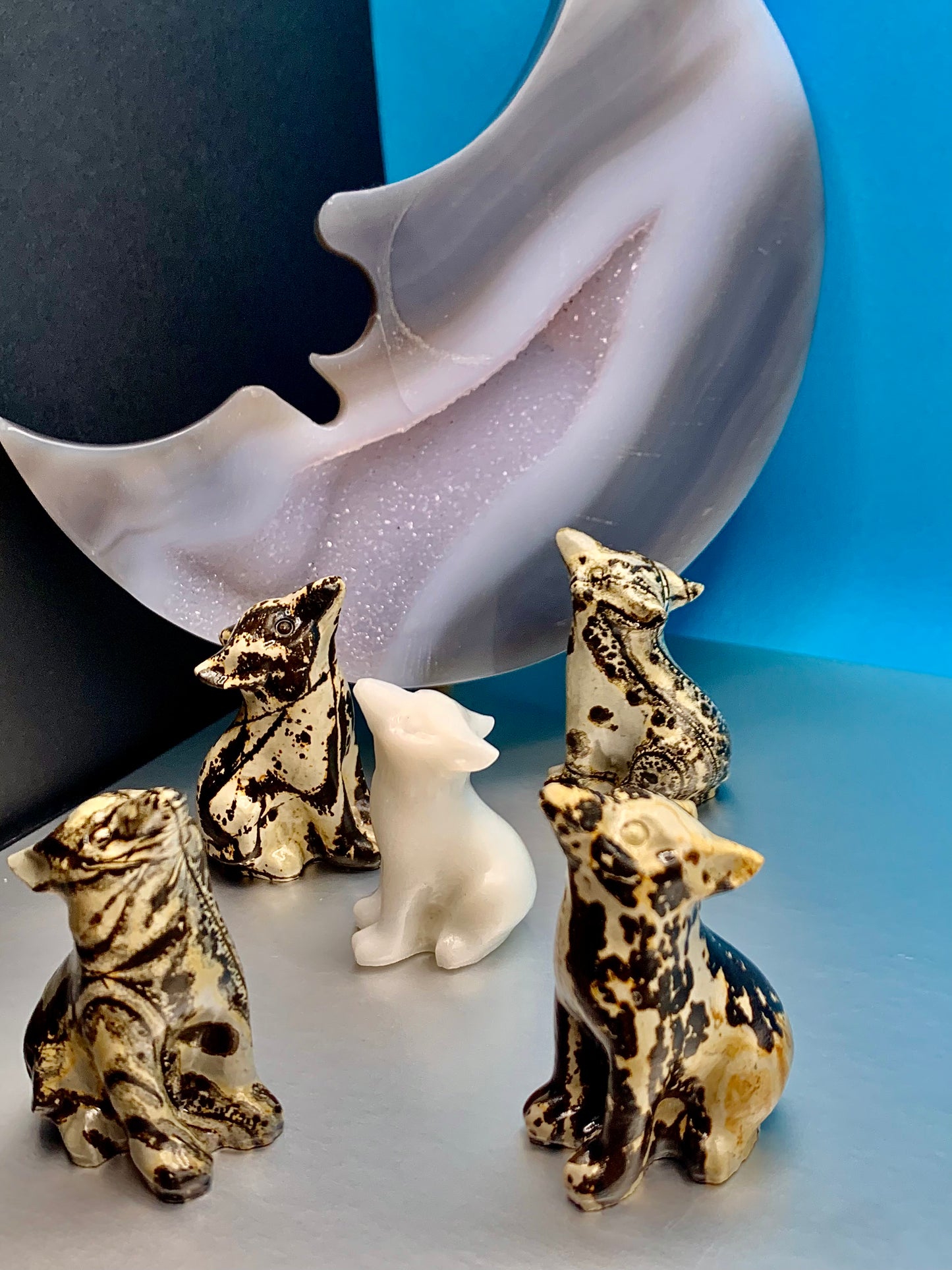 Agate Moon Carving (Large)