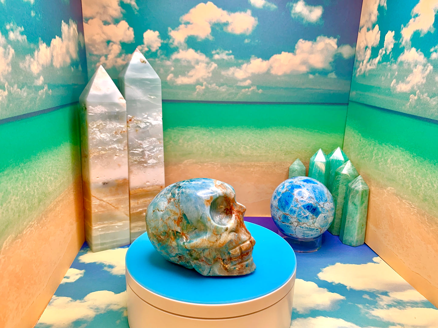 Apatite Skull Carving