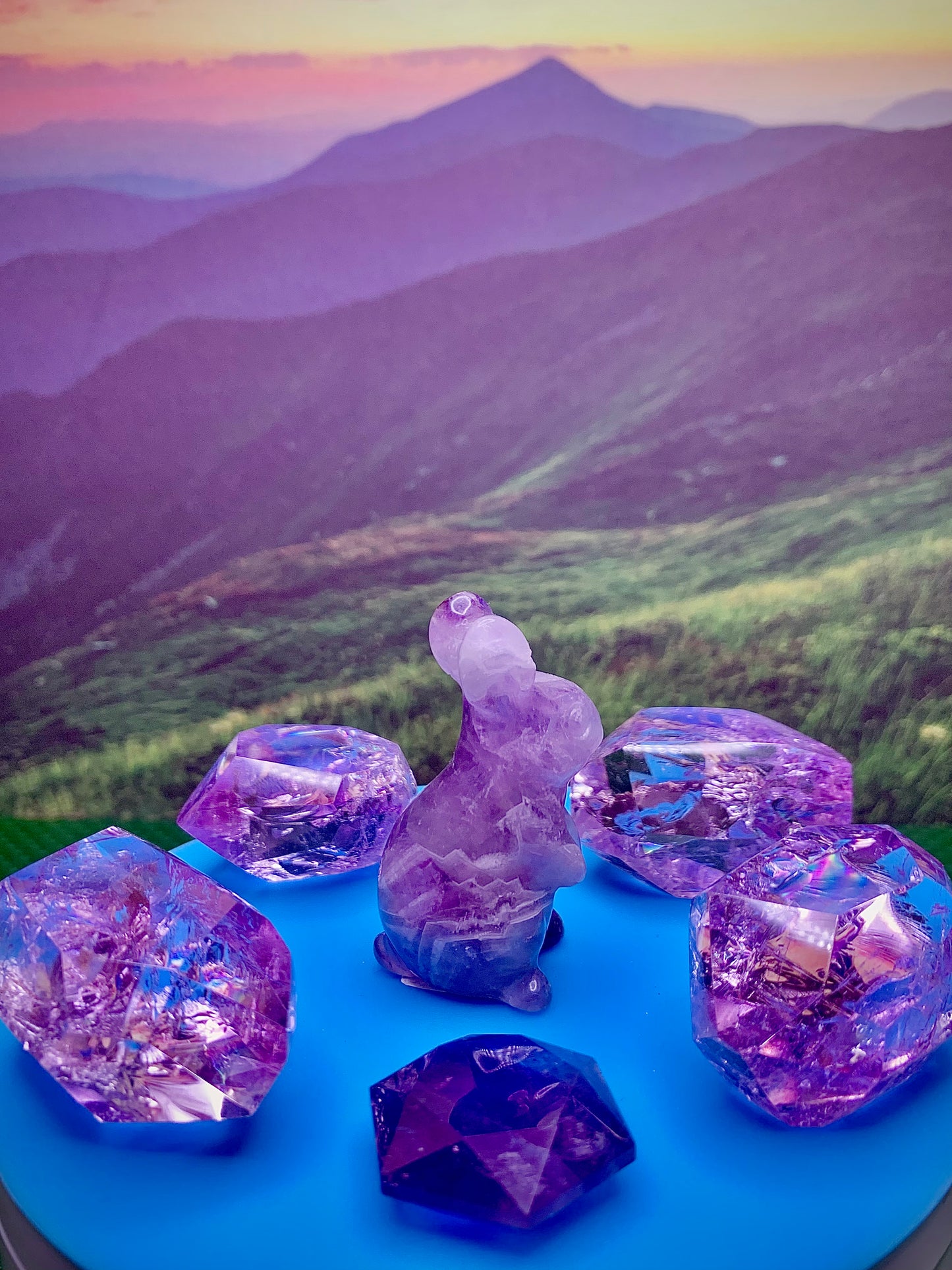 Amethyst Bunny Carving