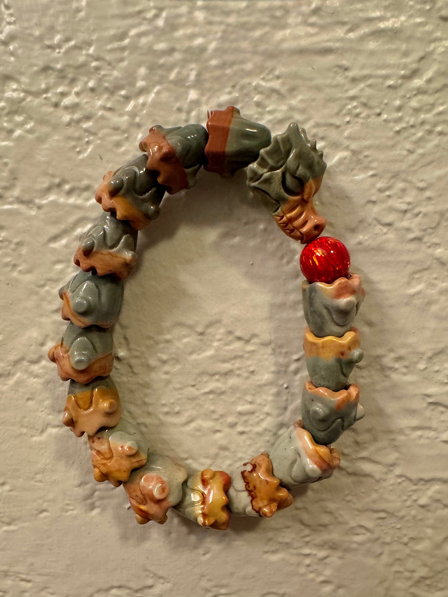 Alashan Agate Dragon Bracelet (10-14mm) SYRAX