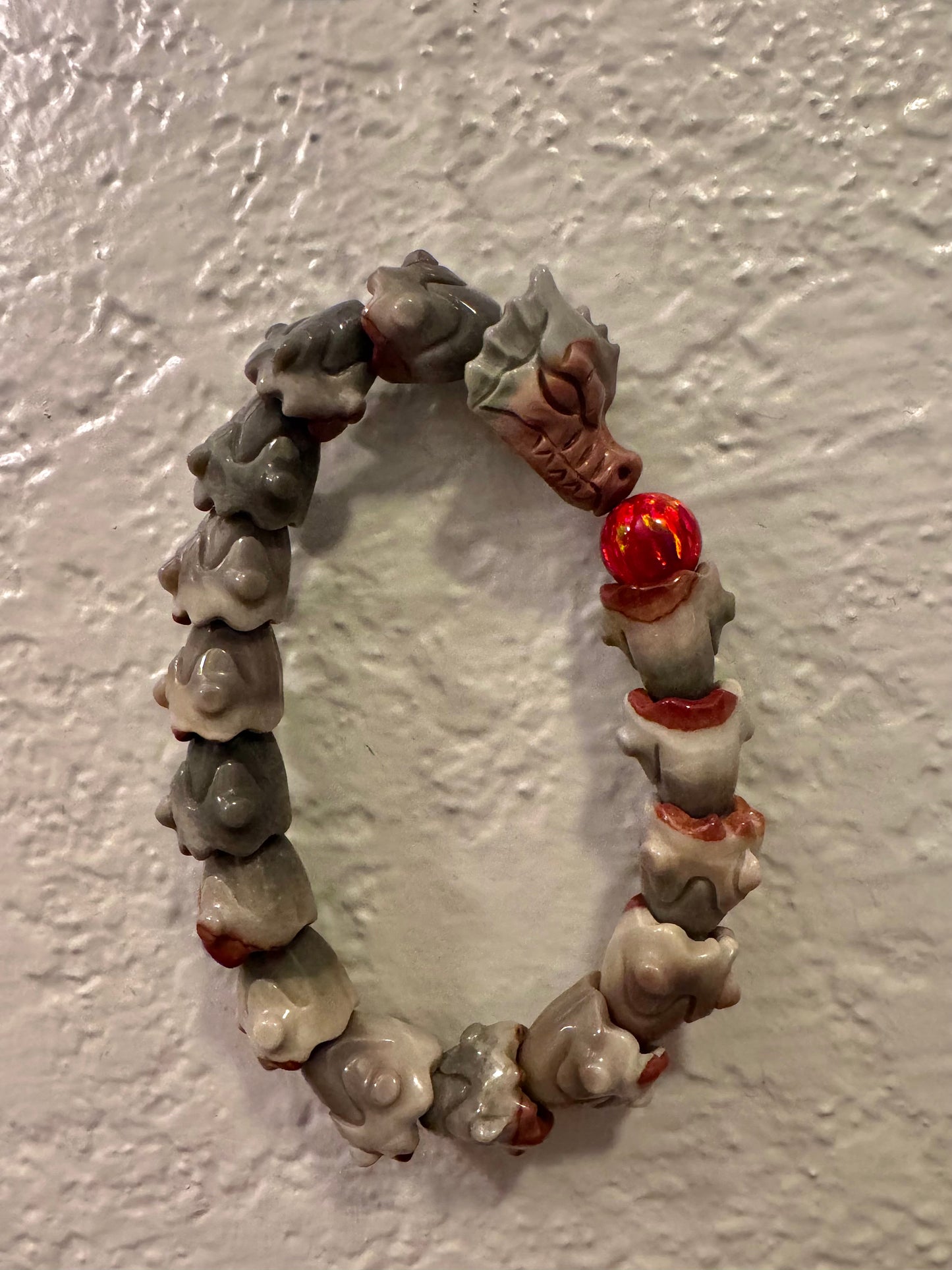 Alashan Agate Dragon Bracelet (10-14mm) SEASMOKE