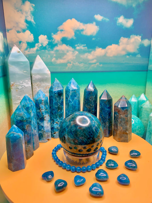 Apatite Towers Medium